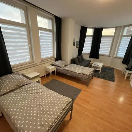 Monteurswohnung, Gastezimmer Am Park Homestay